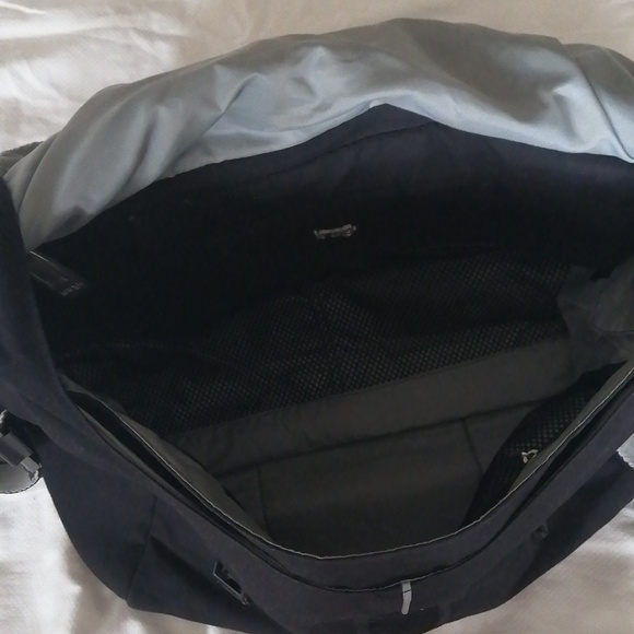 Messenger bag - Picture 3 of 7